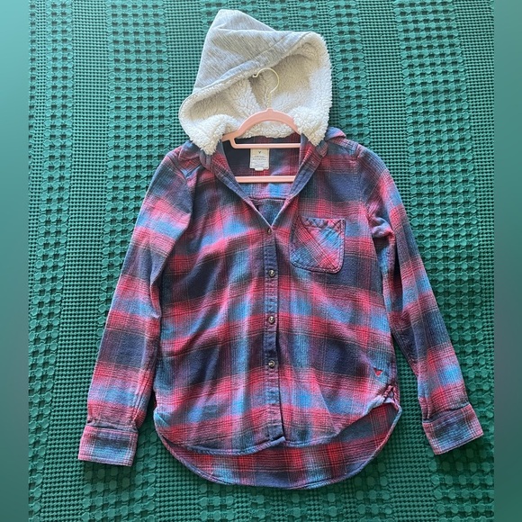 FREE American Eagle plaid flannel shirt with faux fur lined hood - 100% cotton - Picture 5 of 7
